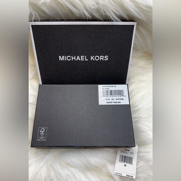 Michael Kors Men’s Black Slim Card Wallet And Key Chain - Picture 4 of 7